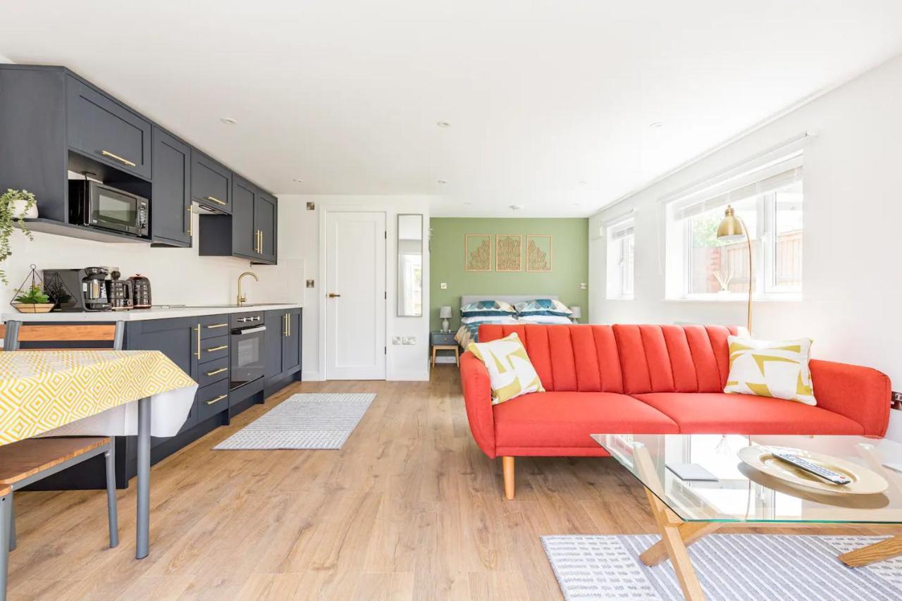 Charming Chester Studio With Private Garden & Free Parking Esterno foto
