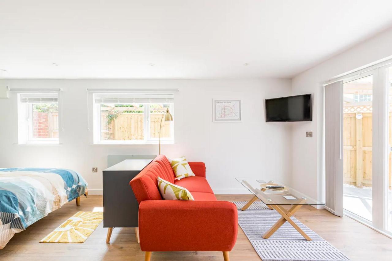 Charming Chester Studio With Private Garden & Free Parking Esterno foto