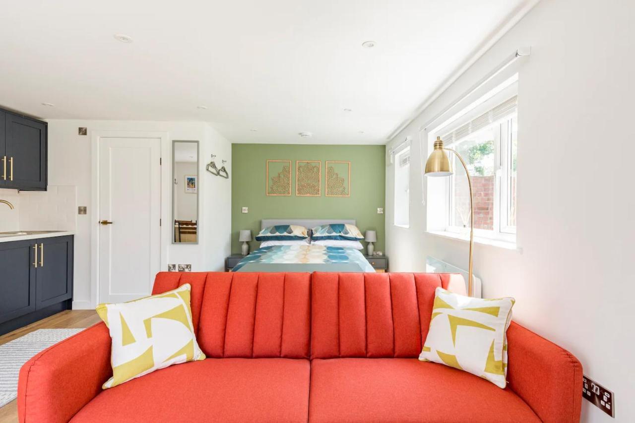 Charming Chester Studio With Private Garden & Free Parking Esterno foto
