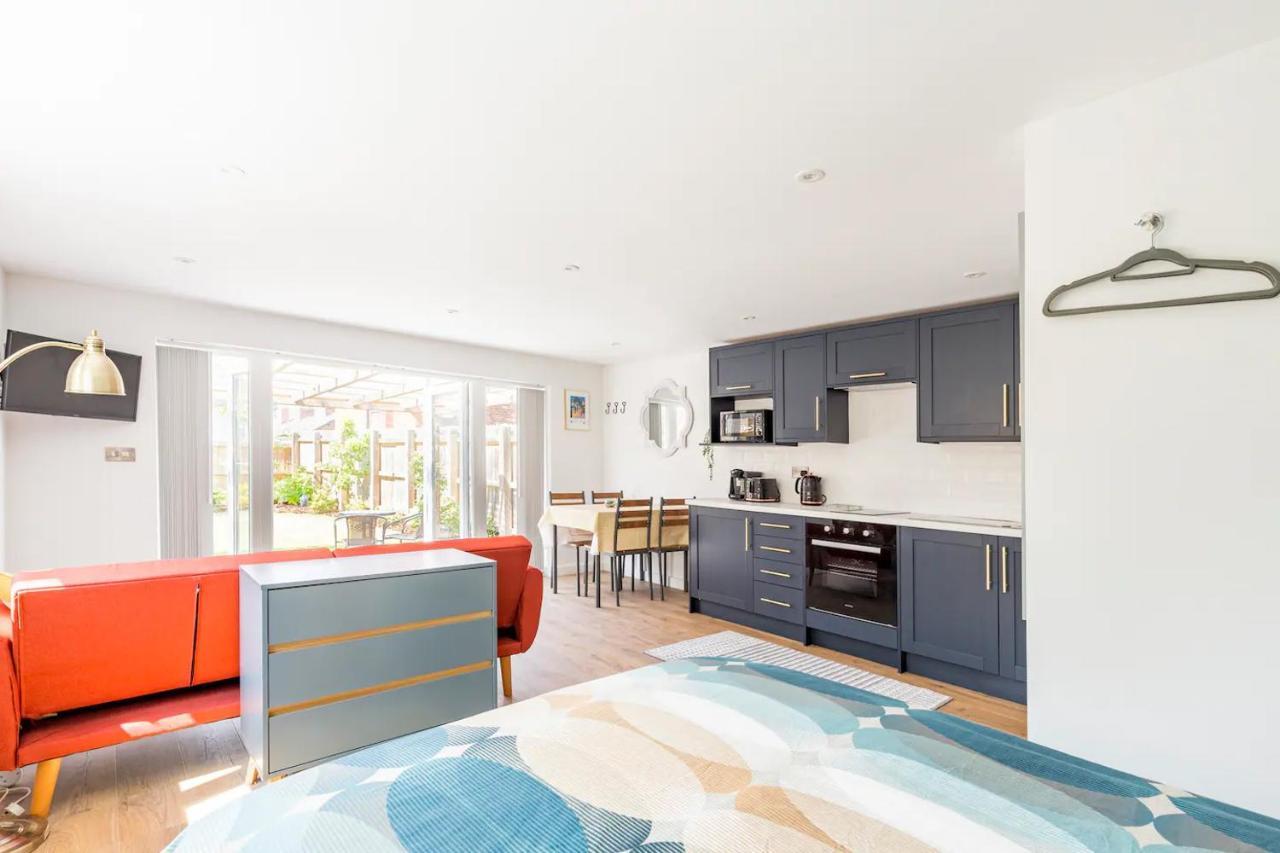 Charming Chester Studio With Private Garden & Free Parking Esterno foto