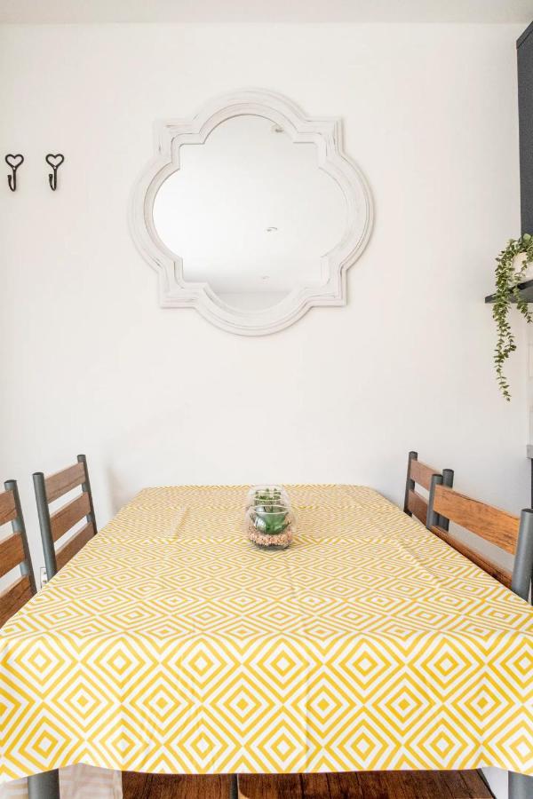 Charming Chester Studio With Private Garden & Free Parking Esterno foto